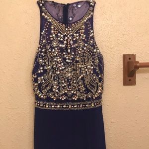 Ball/prom dress